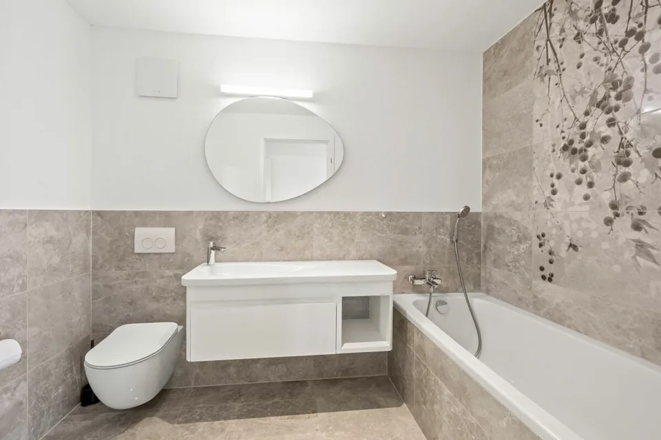 Appartamento moderno e luminoso di 3,5 stanze (costruito nel 2018)