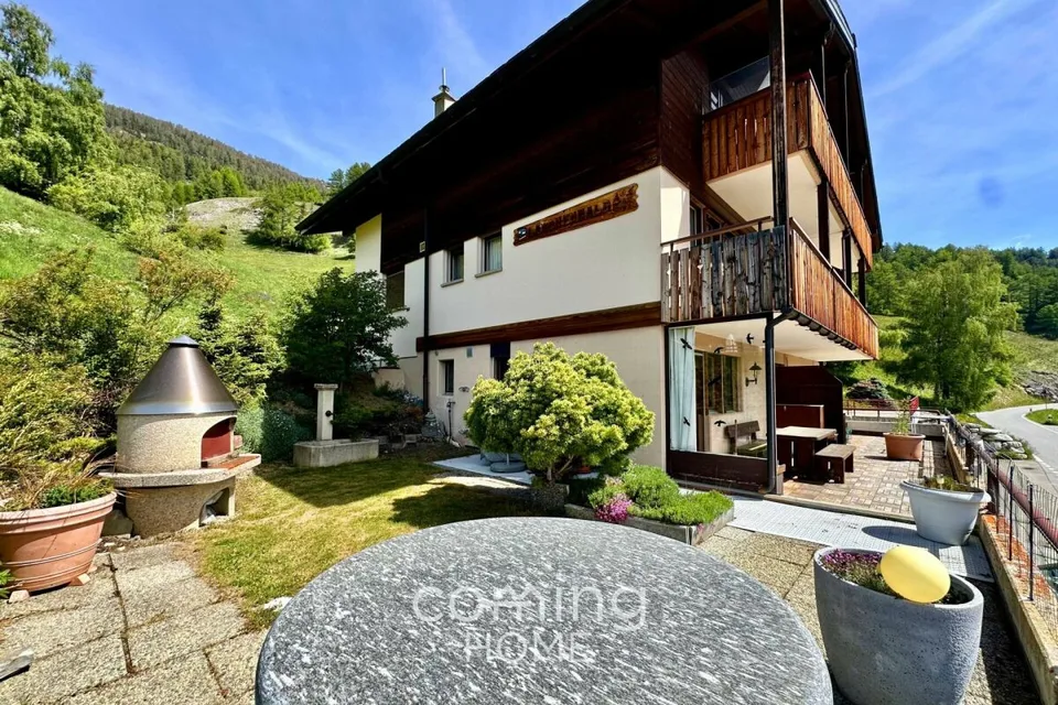 Vista panoramica e giardino privato - accogliente appartamento di 3,5 locali a Engersch