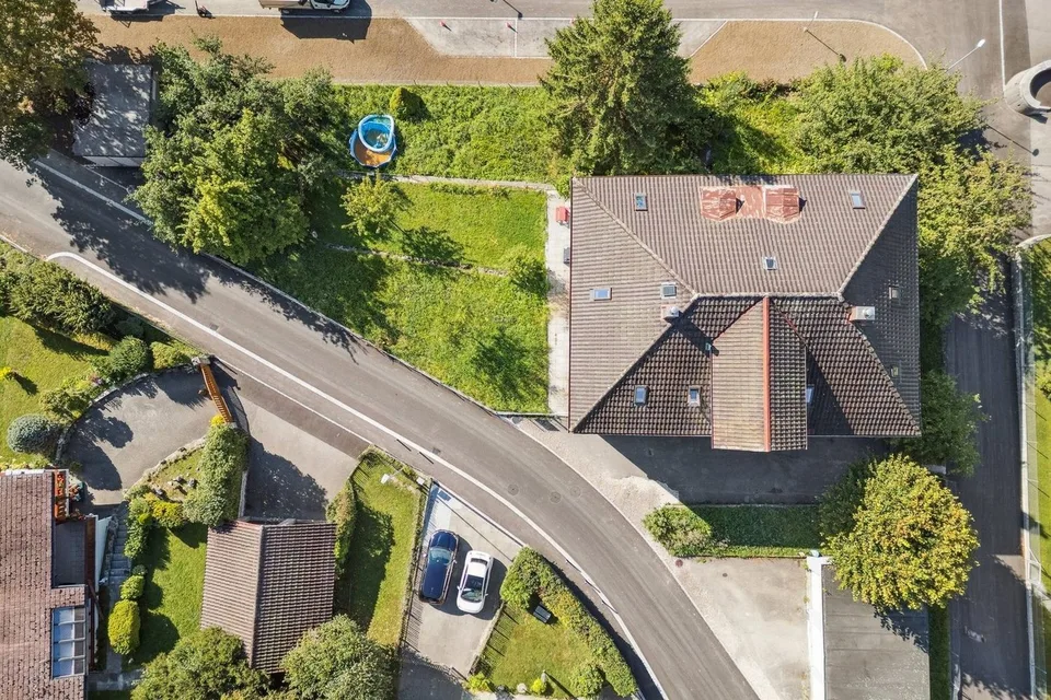 Superbe Gelegenheit. Ein schönes Wohngebäude zum Verkauf in Corgémont.