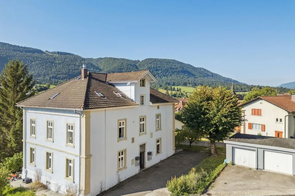 Un'ottima opportunità. Un bello stabile residenziale in vendita a Corgémont. – foto 7 di 12