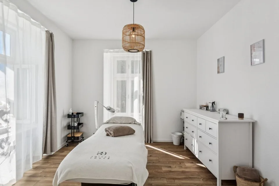 Un'ottima opportunità. Un bello stabile residenziale in vendita a Corgémont. – foto 11 di 12
