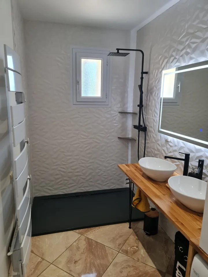 Vendita di una bella casa provenzale in pietra con doppio garage – foto 13 di 14
