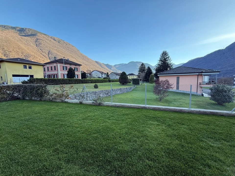 Splendido 4.5 locali a Claro, 3 box in autorimessa inclusi! – foto 10 di 10