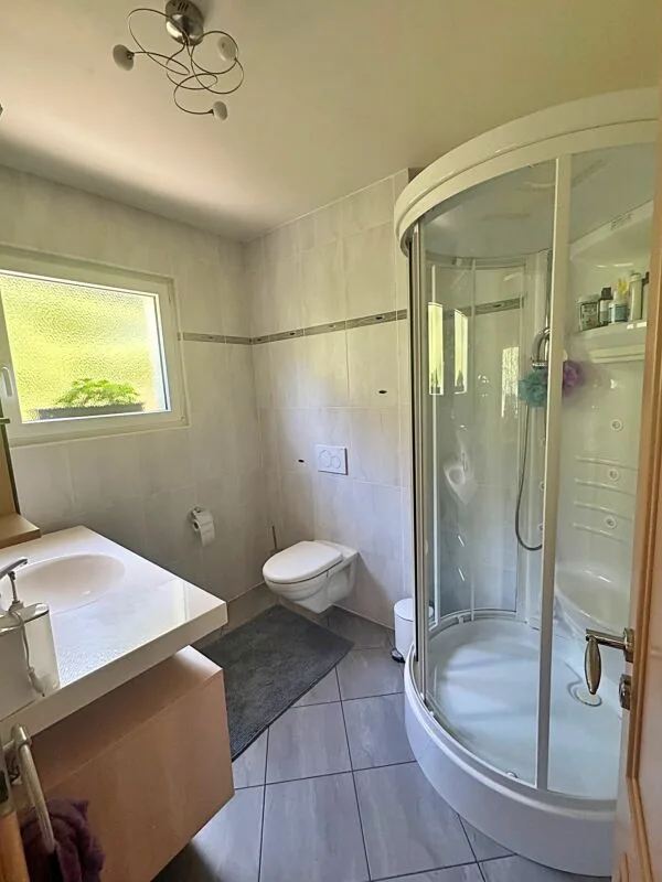 Einfamilien-Villa von Ausnahme mit 200 m2 Wohnfläche und unabhängigem Studio – Foto 11 von 22