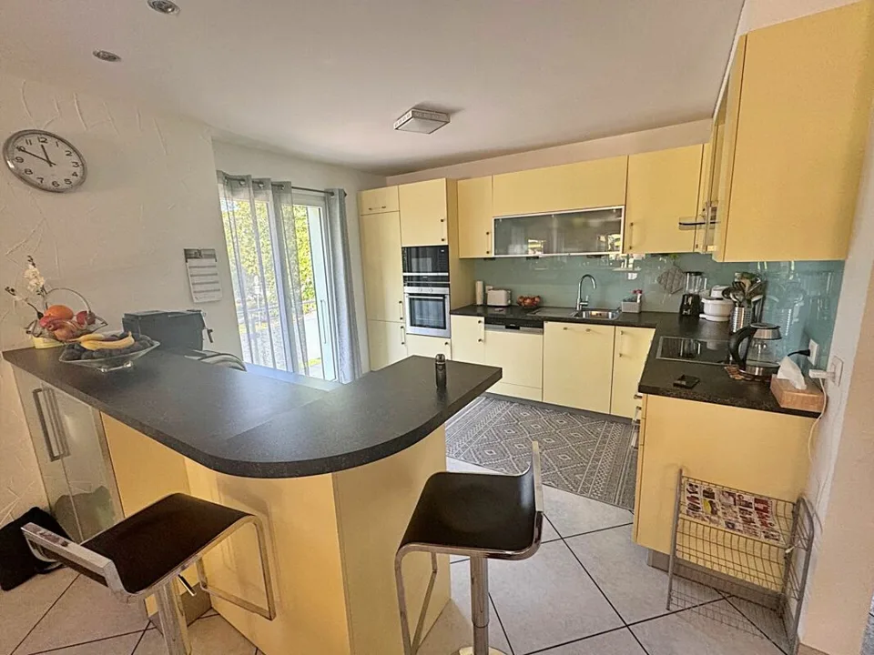 Einfamilien-Villa von Ausnahme mit 200 m2 Wohnfläche und unabhängigem Studio – Foto 8 von 22