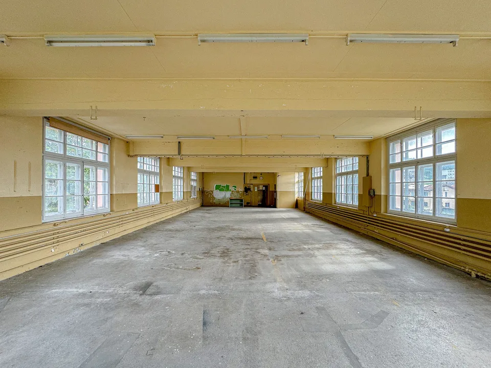 Immeuble industriel historique au coeur de Ste-Croix – photo 8 sur 13