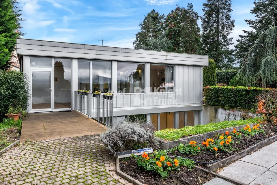 Architektenhaus mit 3 Wohnungen und Außenpool in Chernex / Montreux zu verkaufen – Foto 8 von 13
