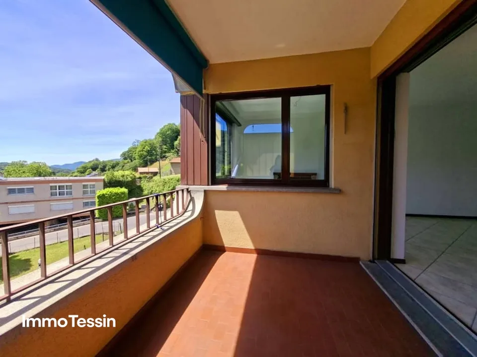 Résidence secondaire - Détendez-vous avec piscine et vue sur San Salvatore – photo 11 sur 13