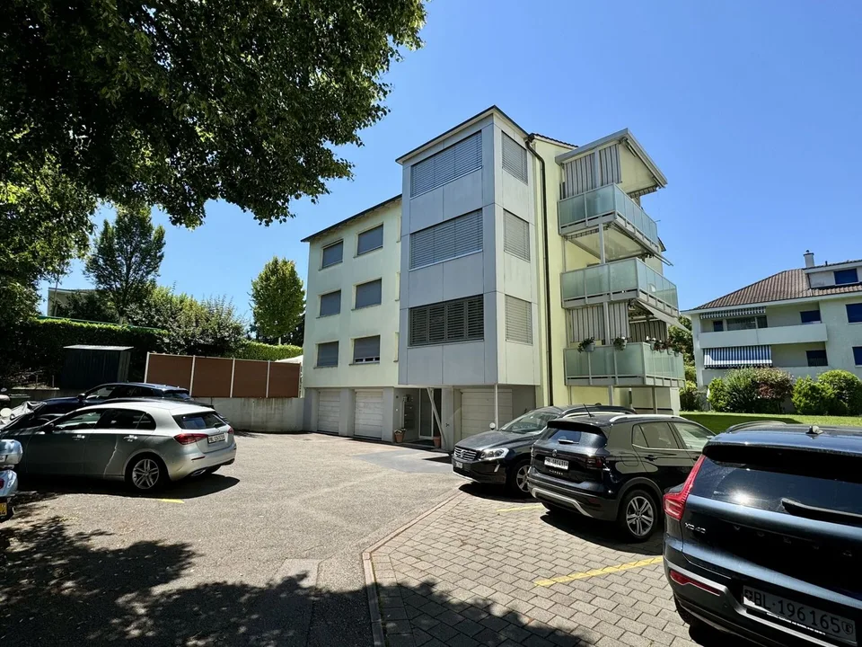 4.5 Zi-Wohnung mit Balkon und Wintergarten