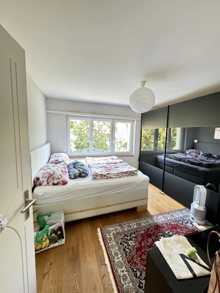 4.5 Zi-Wohnung mit Balkon und Wintergarten – Foto 13 von 17