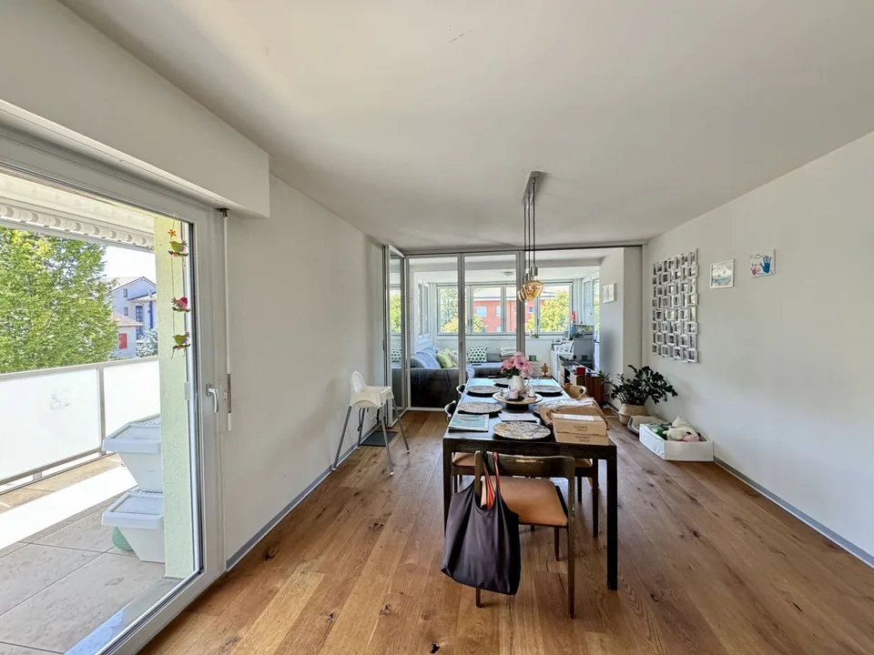 4.5 Zi-Wohnung mit Balkon und Wintergarten