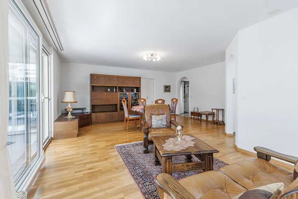 Familienfreundliches Zuhause mit sonnigem Gartensitzplatz