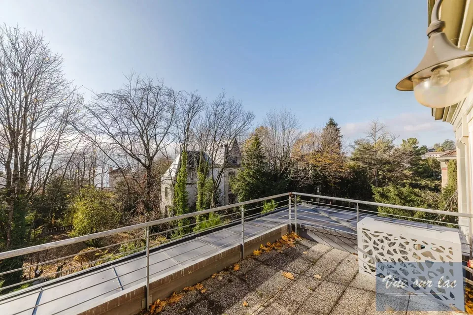 Magnificent Private Hotel, enchanting garden, just a stone's throw from the lake – photo 13 of 13