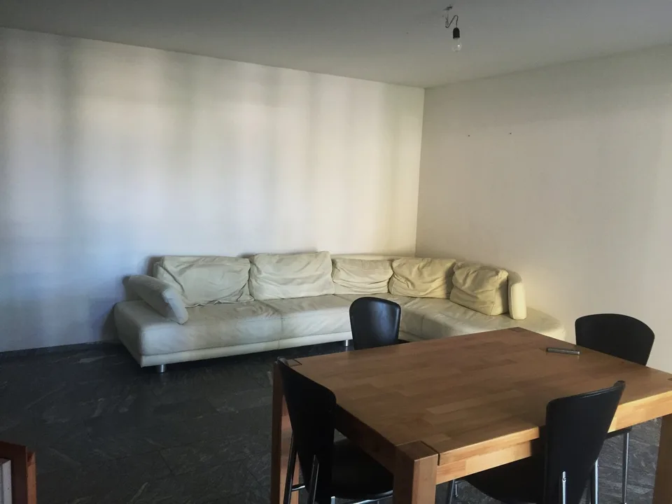 Arbedo, moderno 3.5 locali con ampio giardino
