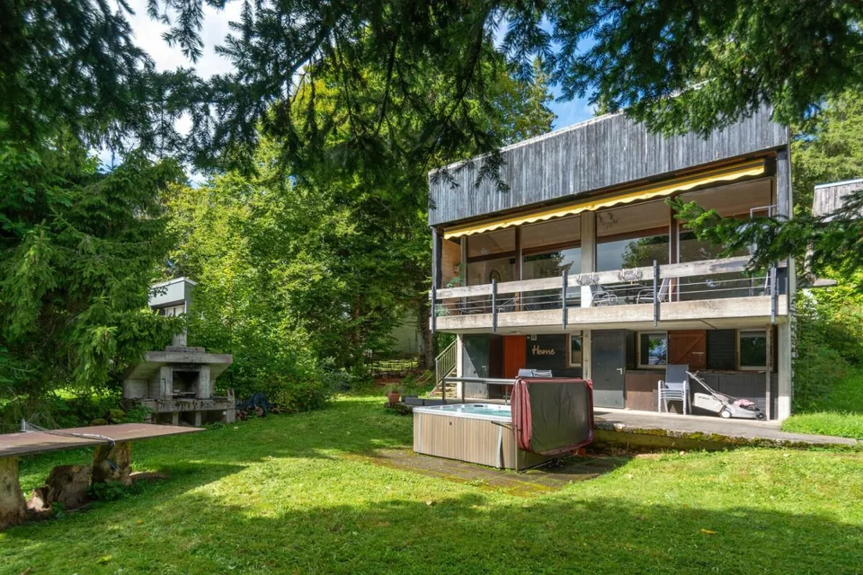 Les Savagnières, magnifique chalet de 4.5 pièces en pleine nature