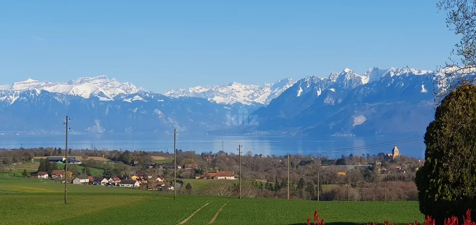 Casa a schiera affascinante con grande giardino e vista aperta – foto 11 di 13