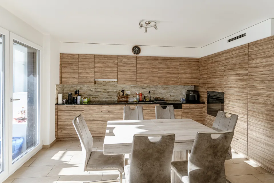 4,5-Zimmer-Wohnung mit Balkon