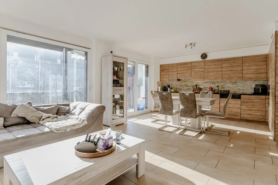 4,5-Zimmer-Wohnung mit Balkon