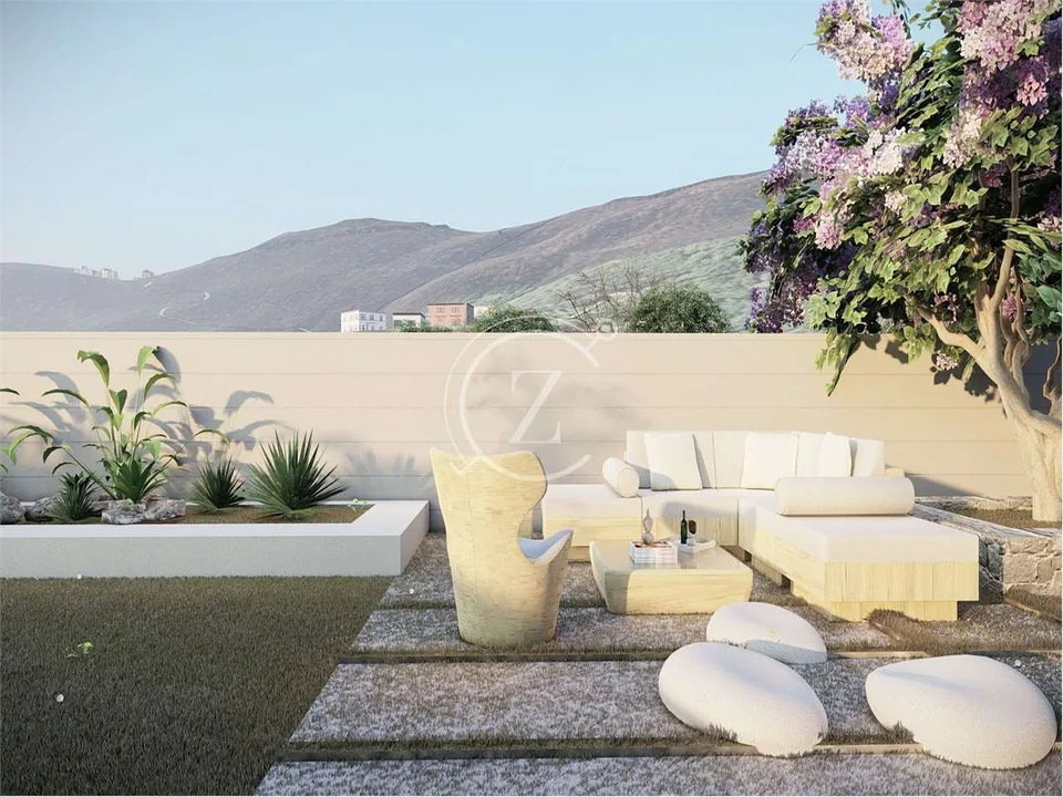 Neue Vier-Zimmer-Wohnung mit Garten und Seeblick