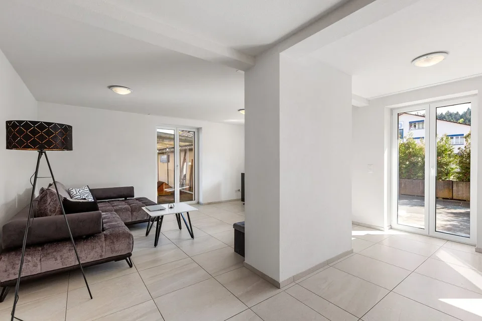 Casa residenziale e commerciale a 8637 Laupen ZH