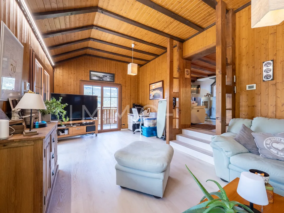 Chalet individuale con terreno di 1018m2 e potenziale per la creazione di un appartamento indipendente