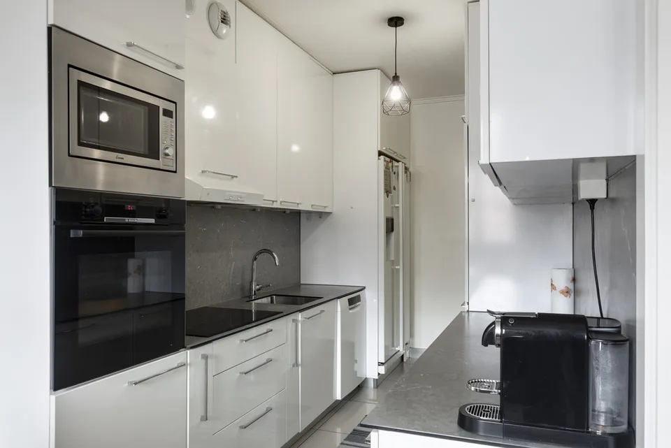 Wohnung mit 6,5 Zimmern und Durchgang – Foto 6 von 11