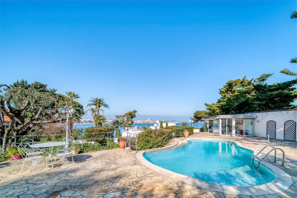 Prächtige Villa mit Meerblick