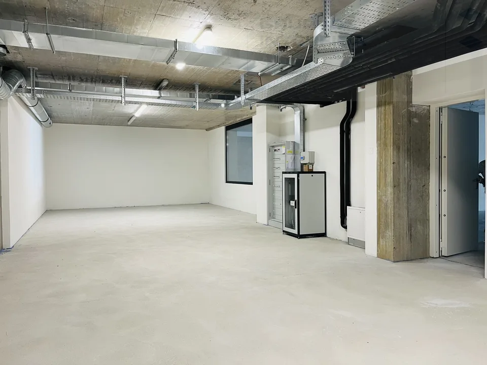 MODERNO UFFICIO OPEN SPACE – Foto 6 von 7