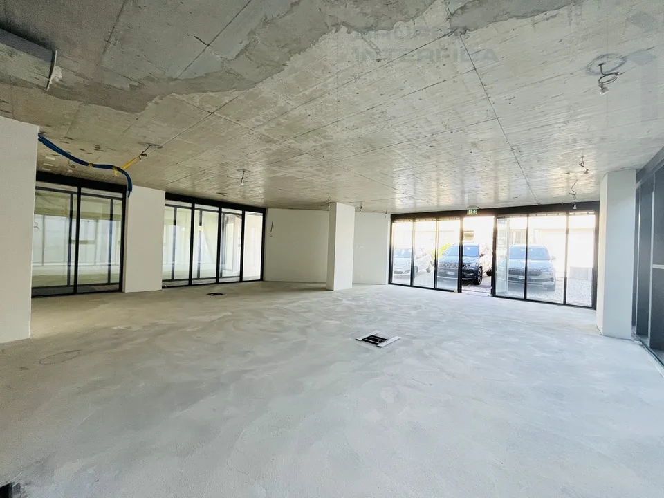 MODERNO UFFICIO OPEN SPACE