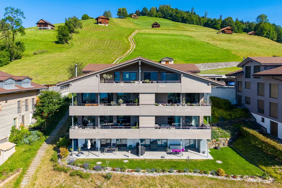 Appartement 4,5 pièces avec vue sur le lac et les Alpes