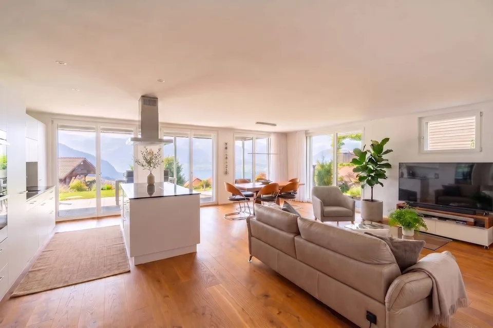 Appartement 4,5 pièces avec vue sur le lac et les Alpes