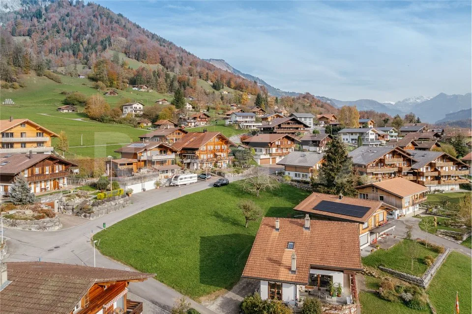 Appartement ensoleillé de 4,5 pièces au rez-de-chaussée avec vue partielle sur le lac – photo 13 sur 13