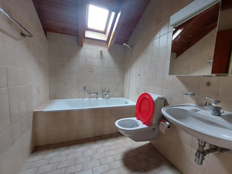 A vendre Immeuble de rendement à Bassins – photo 6 sur 10