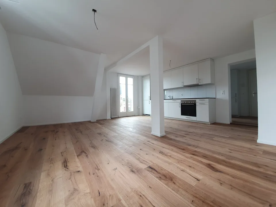 Ruhige 2.5-Zi. Dachwohnung