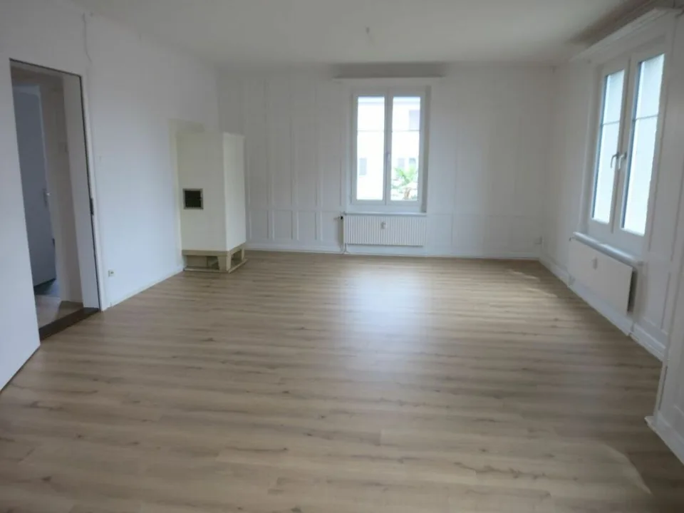 Heimelige 3.5-Zimmer Wohnung im 1. Obergeschoss
