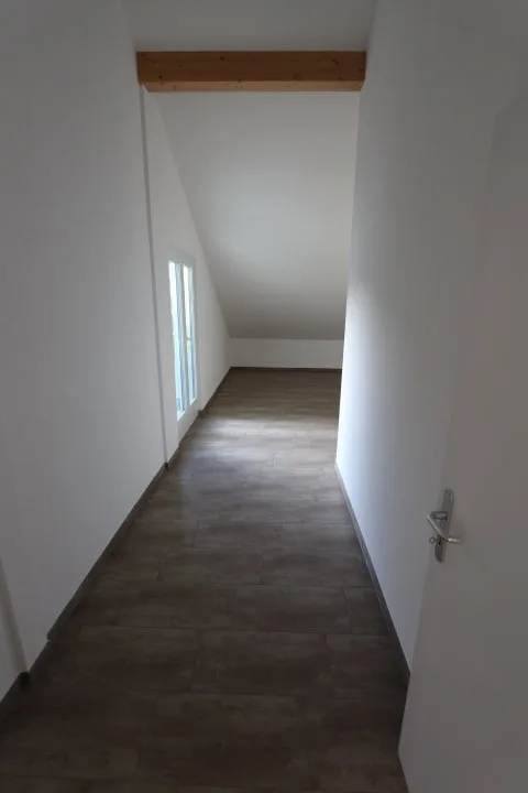 Appartement 3.5 pièces avec balcon et tour de buanderie privée