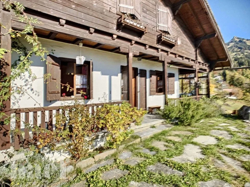 Magnifique Chalet de 4.5 pièces avec vue aux montagnes