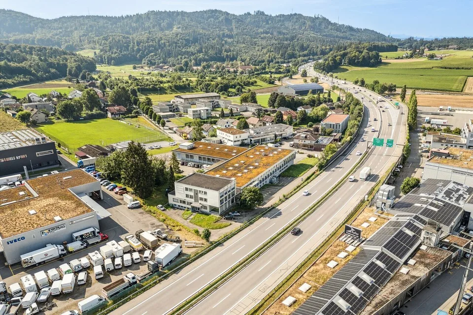 Ihre Erfolgsfläche - hochwertiger Ausbau & perfekte Anschlüsse!