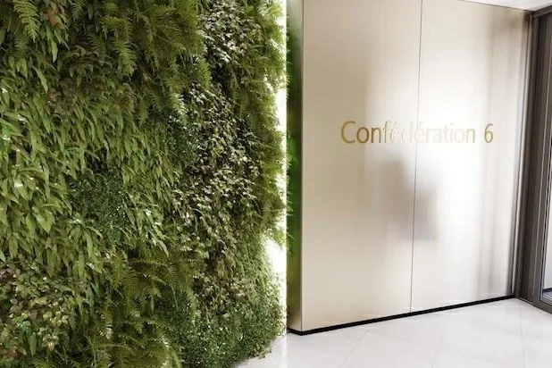 800 m² de bureaux en plein centre et à deux pas du Lac