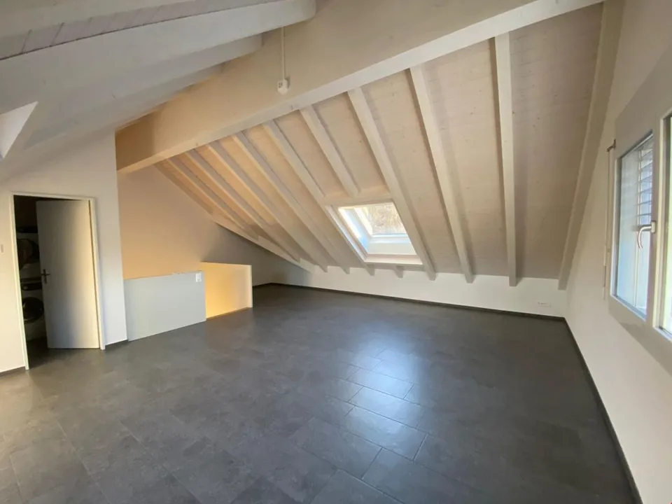 Appartement-maisonnette moderne 4.5 pièces avec grand balcon