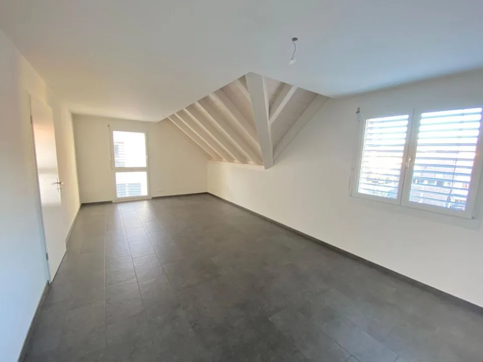 Appartement-maisonnette moderne 4.5 pièces avec grand balcon