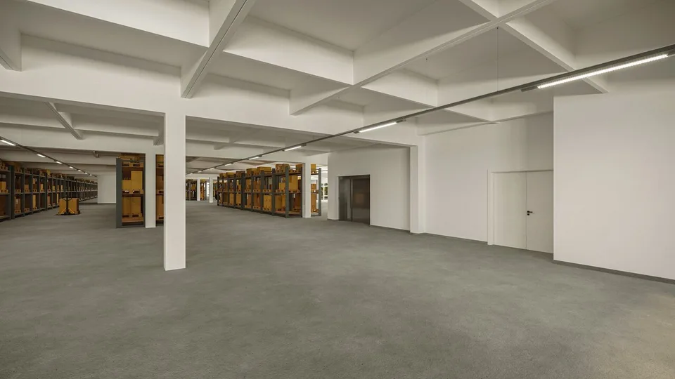 Lagerhallen von 1000 m² zur Miete - Onnens