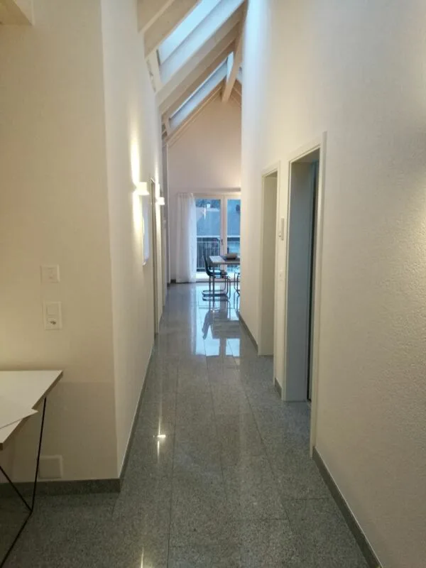 Appartamento di 4 locali in mansarda - ARREDATO