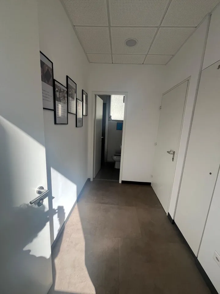LUGANO - AFFITTASI MODERNI UFFICI