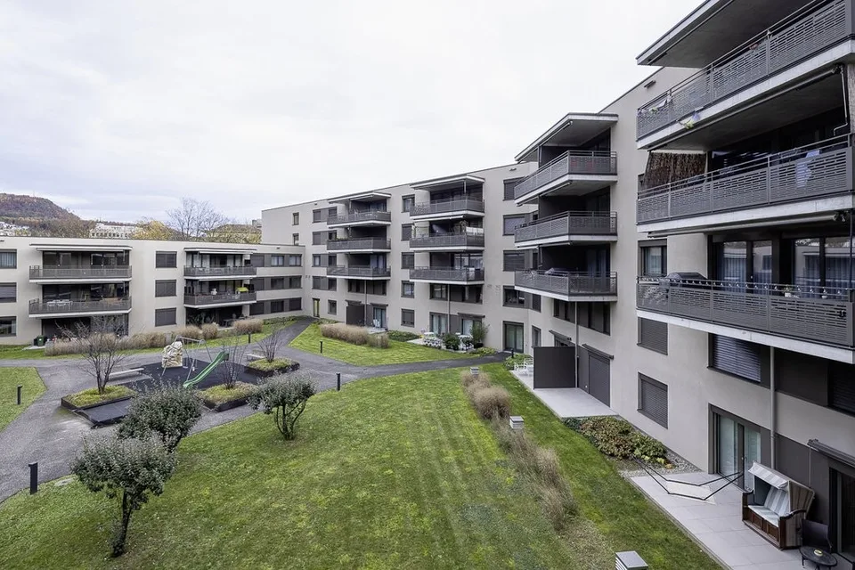 Top moderne 4.5 Zimmer-Maisonettewohnung in der Überbauung Weierweg