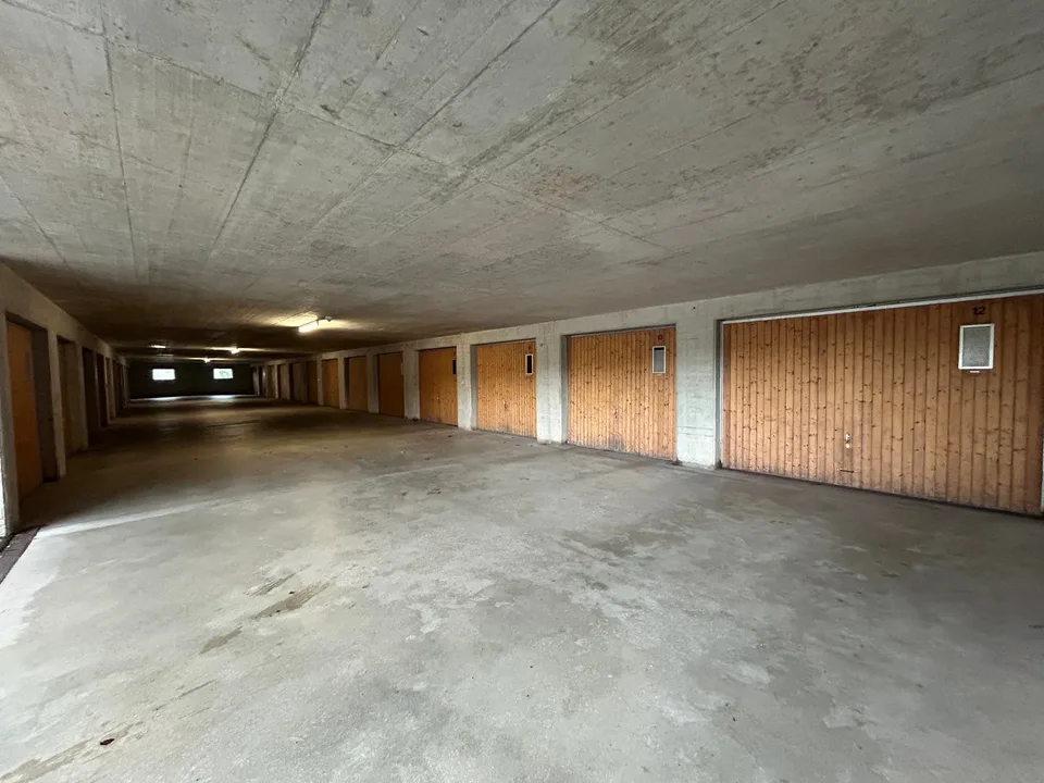 Garages individuels à louer au Locle