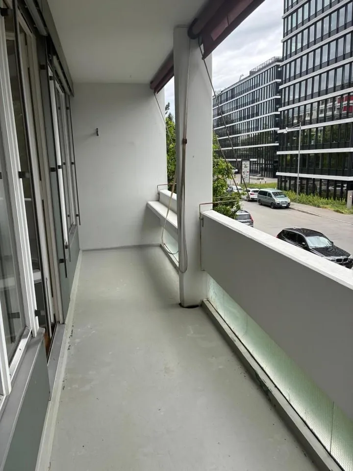 Wunderschöne Balkonwohnung an zentraler Lage Nähe Autobahn