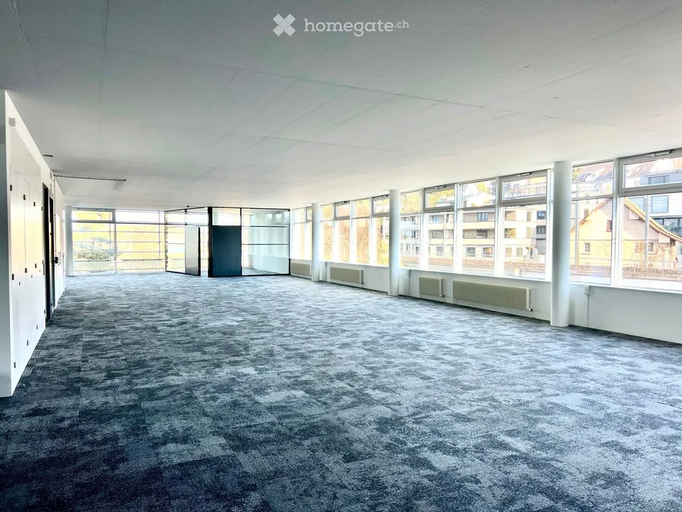 167 m2, 247 m2 ou 416 m2? Bureaux modernes avec vue sur le lac au Goldbachcenter à Küsnacht