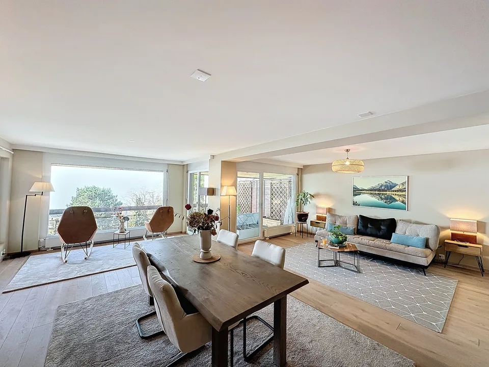 EXCLUSIVITÉ I Magnifique appartement de 4 pièces avec vue lac