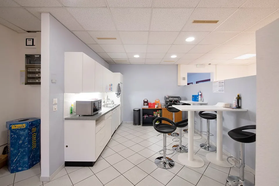 430m2 di uffici al 3° piano (con terrazza) del CTN 12 a Plan-les-Ouates – foto 10 di 12